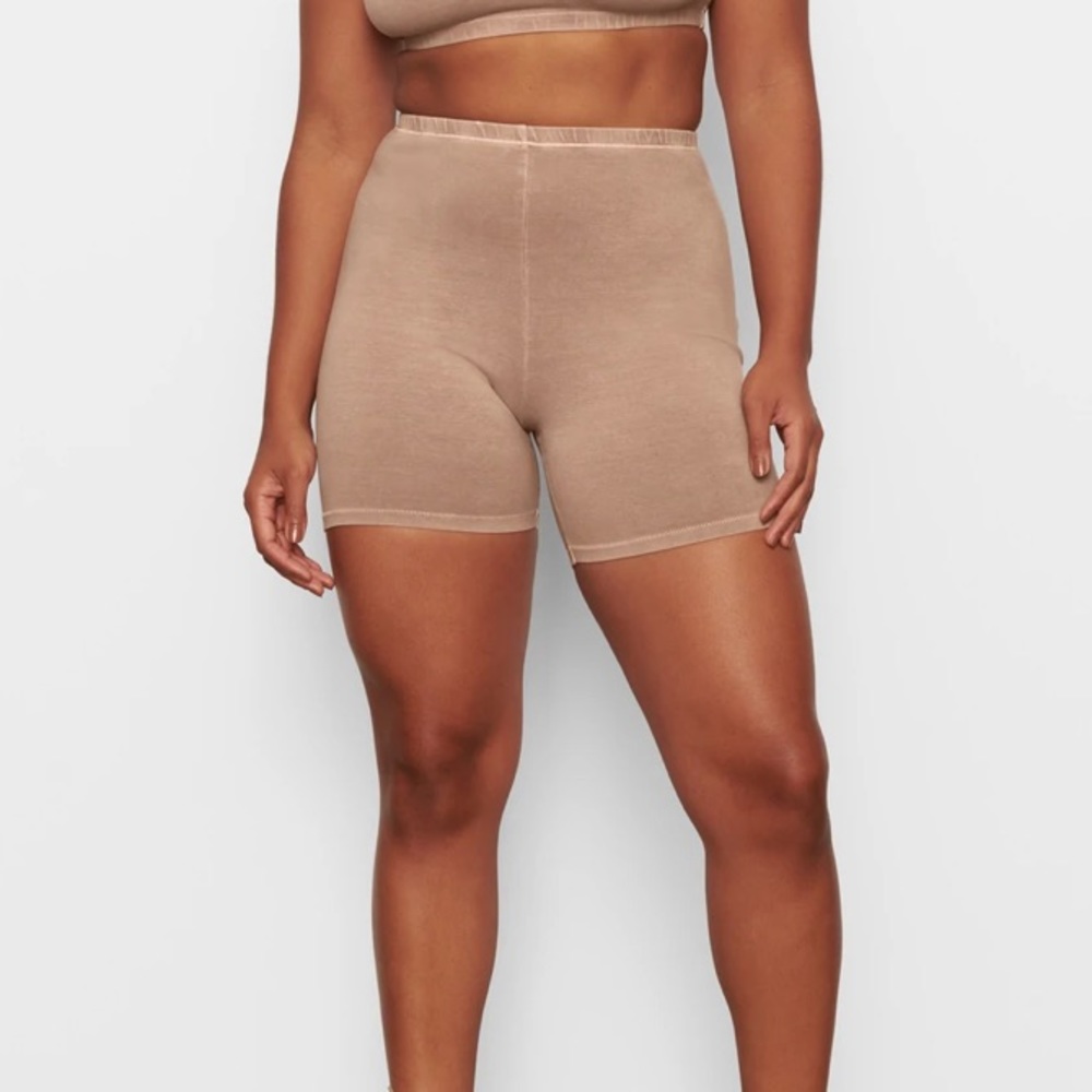 NWT SKIMS Cotton Outdoor Bike Short in Tigers Eye size L